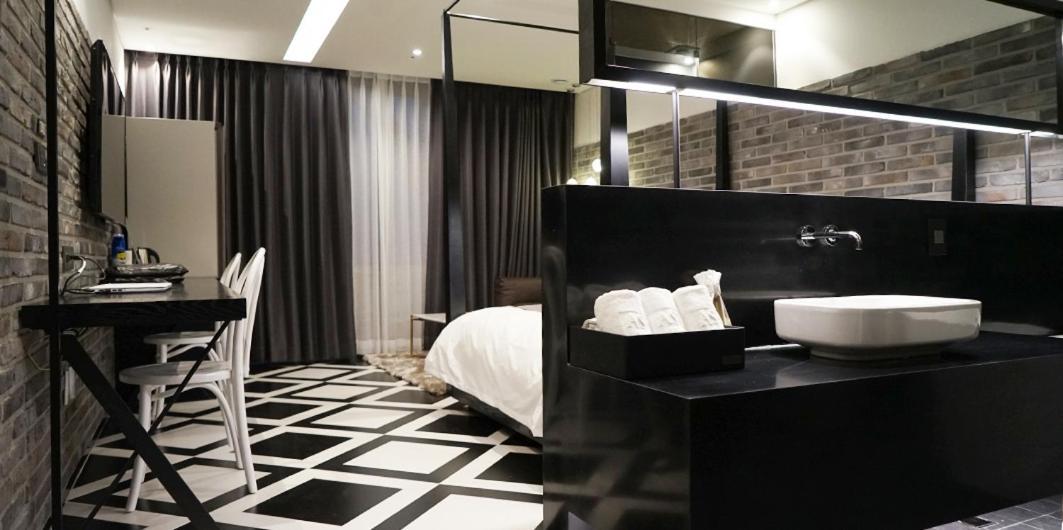 Astro Hotel Γιόνγιν Εξωτερικό φωτογραφία