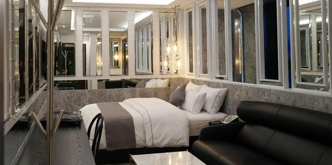 Astro Hotel Γιόνγιν Εξωτερικό φωτογραφία